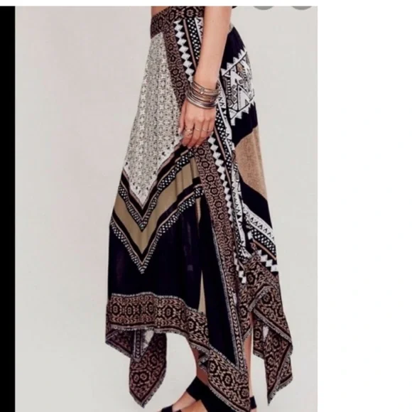 Free People Bedouin Traveler Maxi Boho Skirt
Brown Black Combo Size Small - Picture 2 of 9